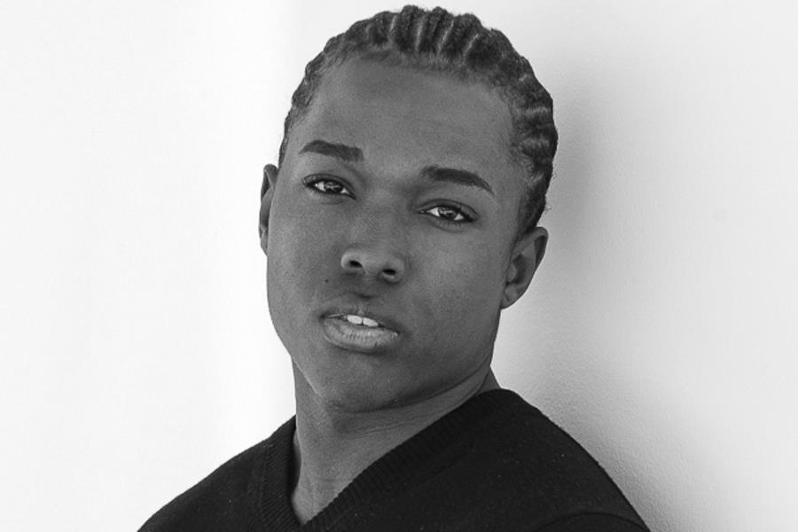 Model Photo