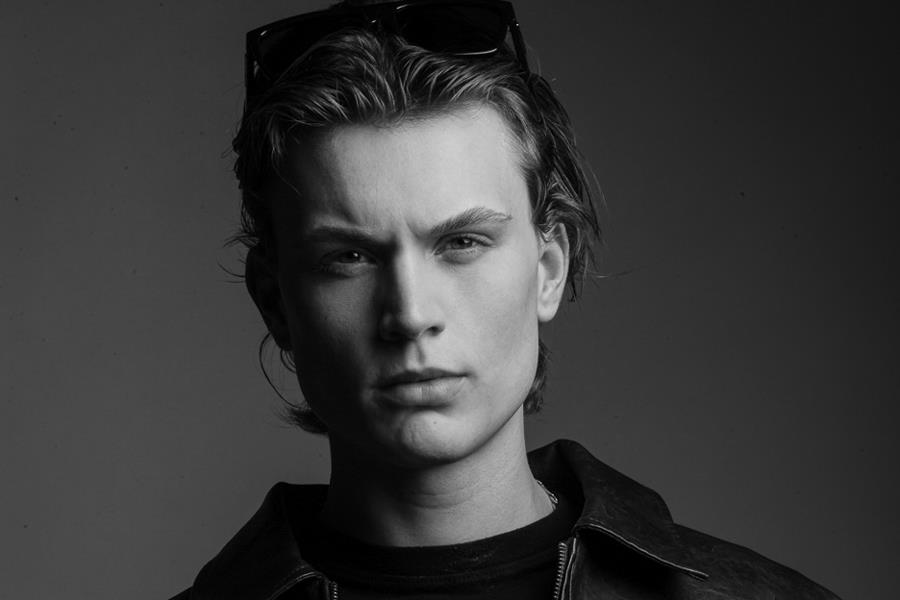 Model Photo
